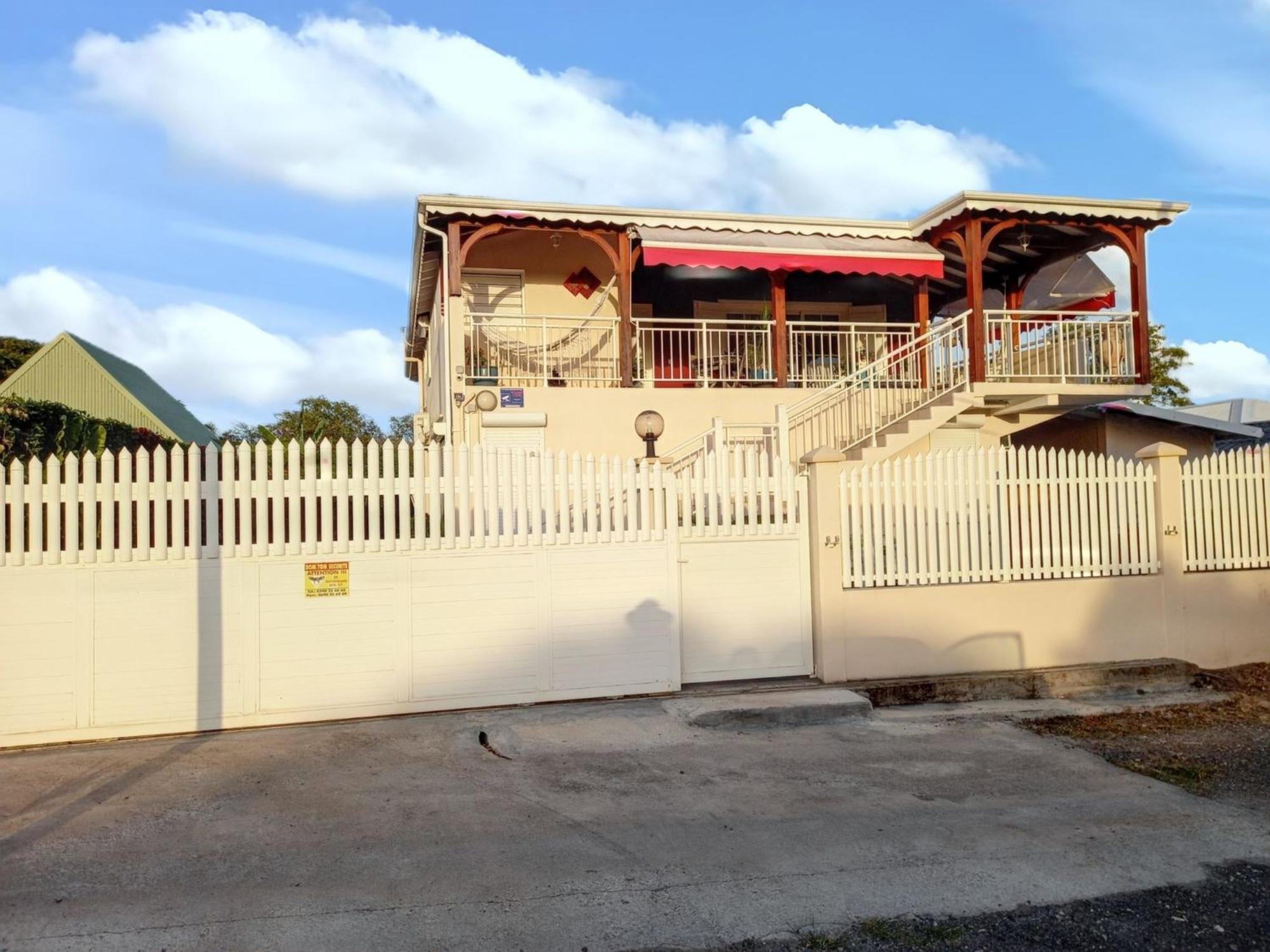 Villa Elegante A Saint Francois Avec Piscine Privee Toute L'Annee 外观 照片